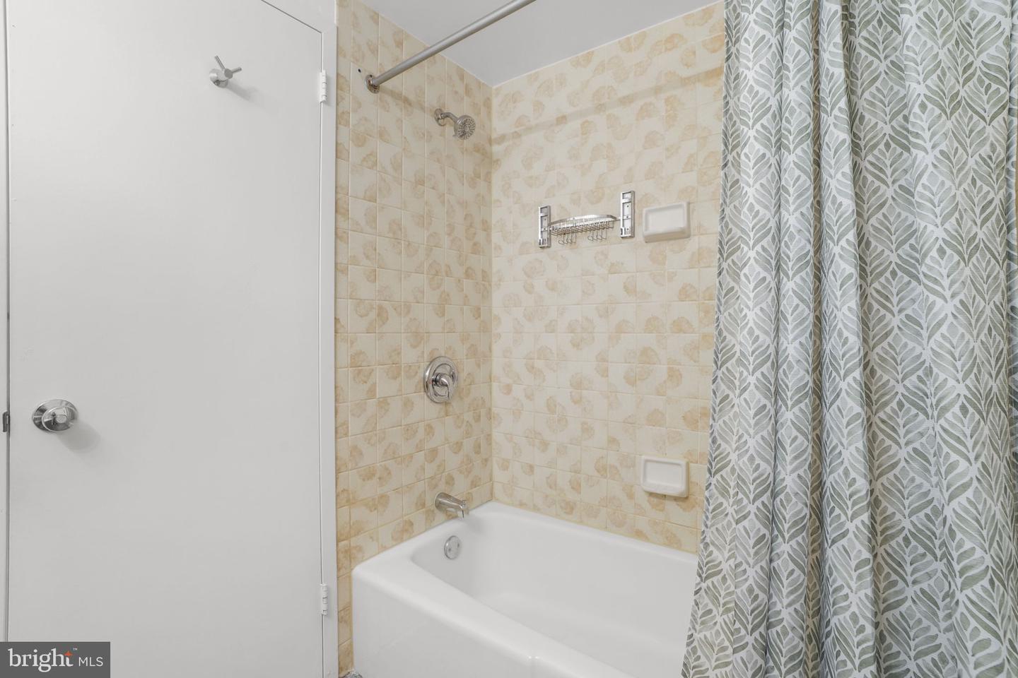 3701 S George Mason Dr #1602 Property Photo 35