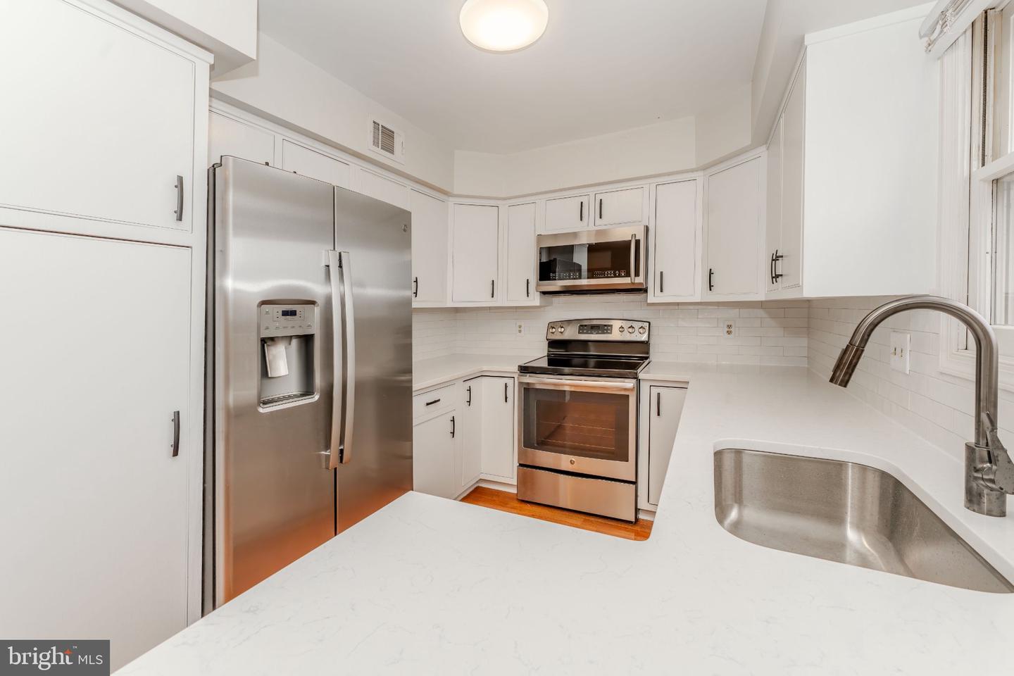 10220 Baltusrol Ct Property Photo 7