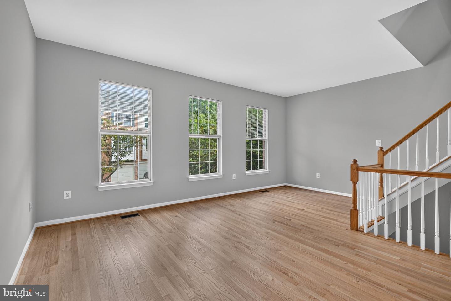 2432 Clover Field Cir Property Photo 5