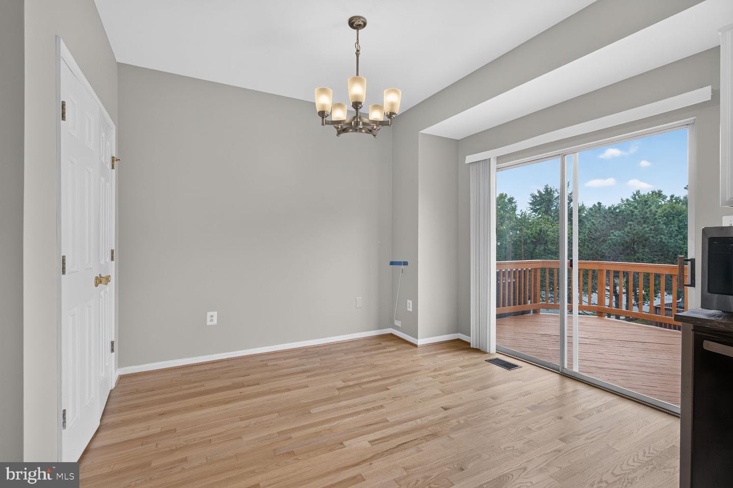 2432 Clover Field Cir Property Photo 10