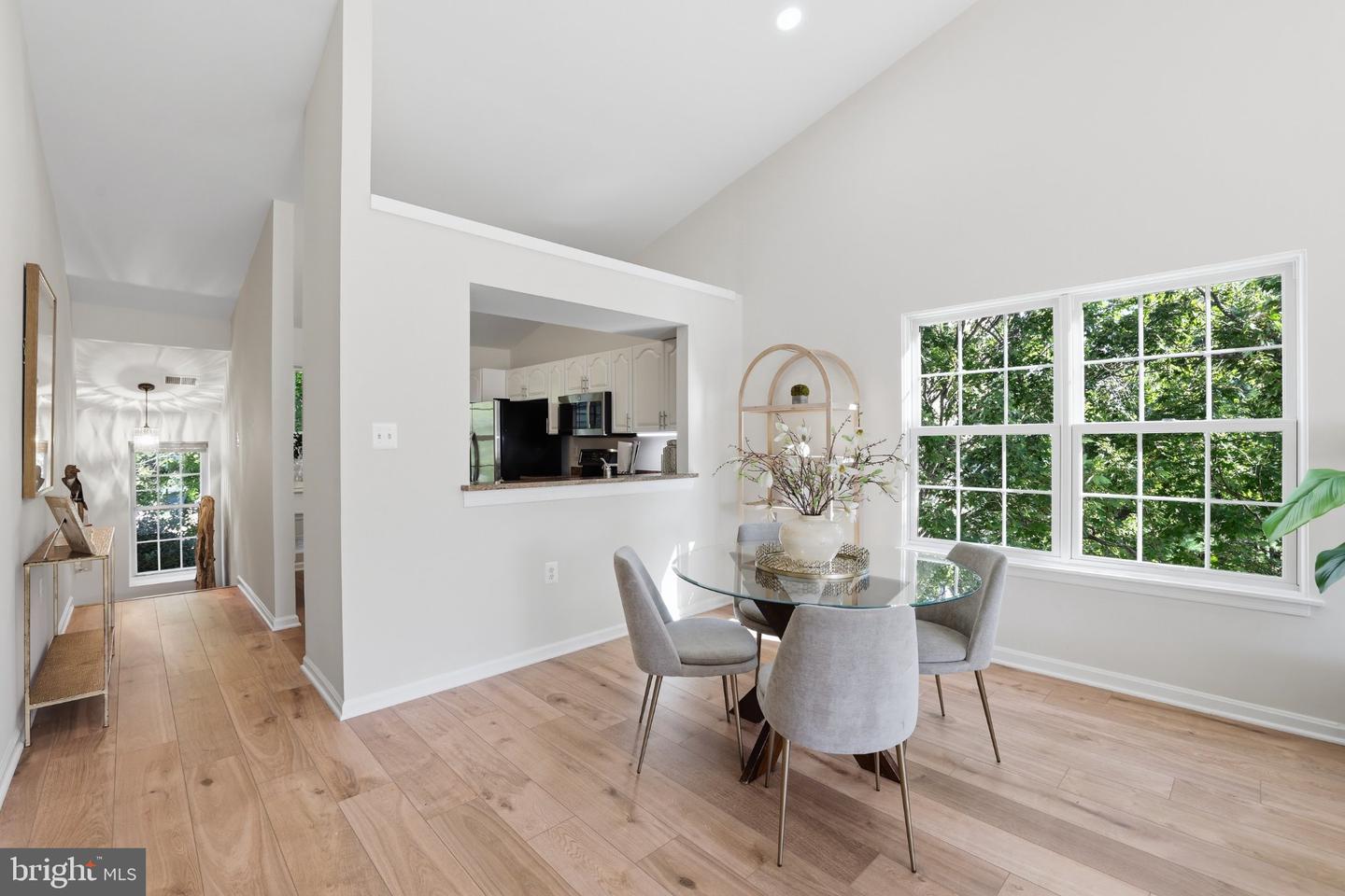 2946 Yarling #2946 Property Photo 16