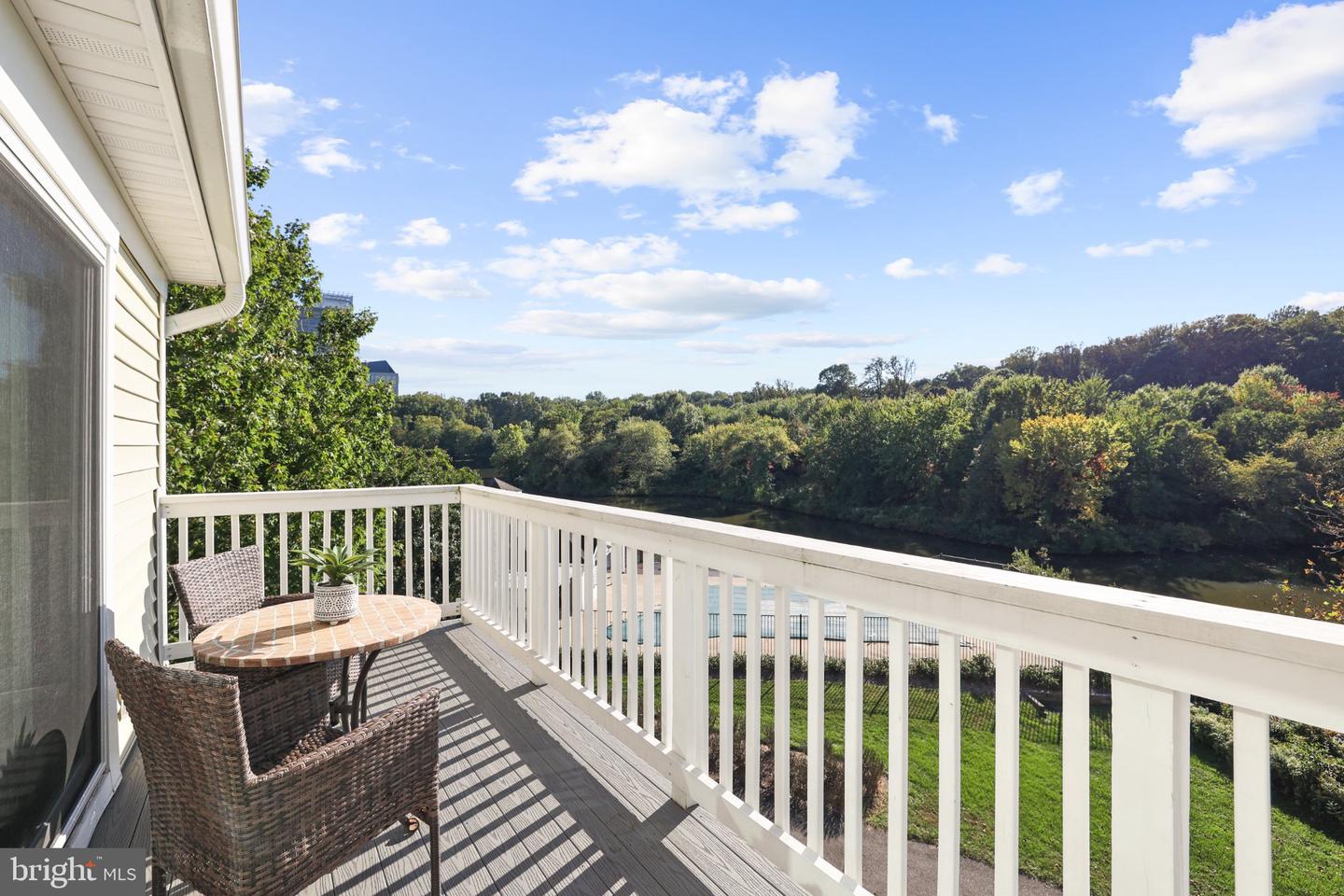 2946 Yarling #2946 Property Photo 27