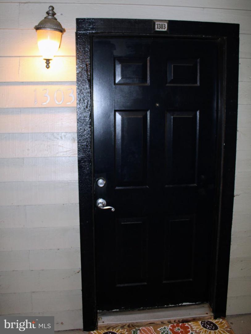 12152 Penderview Ter #1303 Property Photo 3