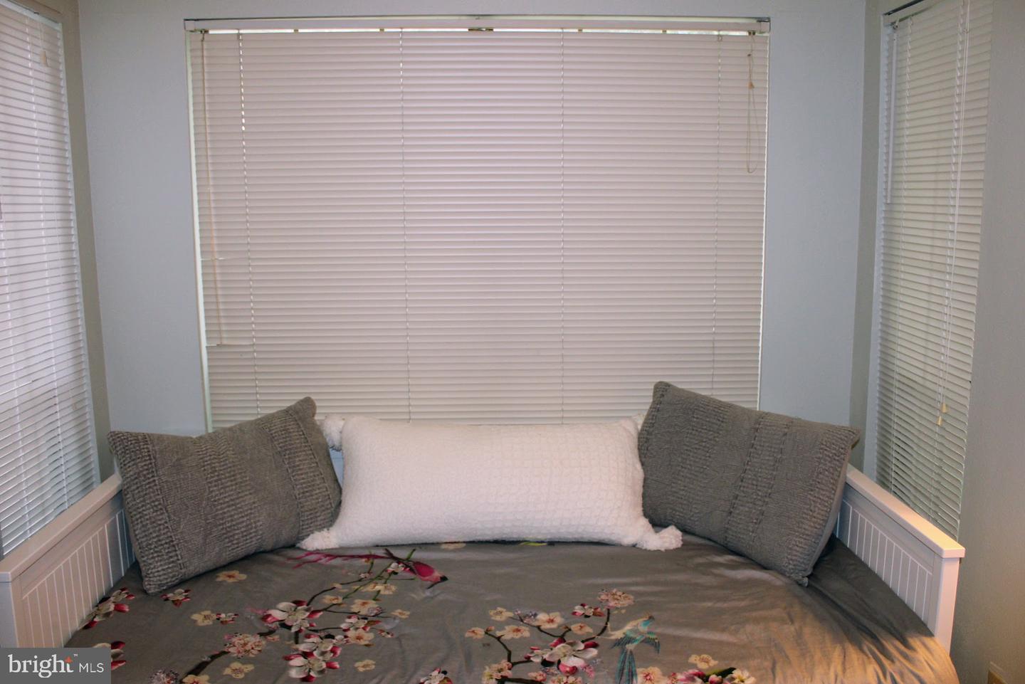 12152 Penderview Ter #1303 Property Photo 12