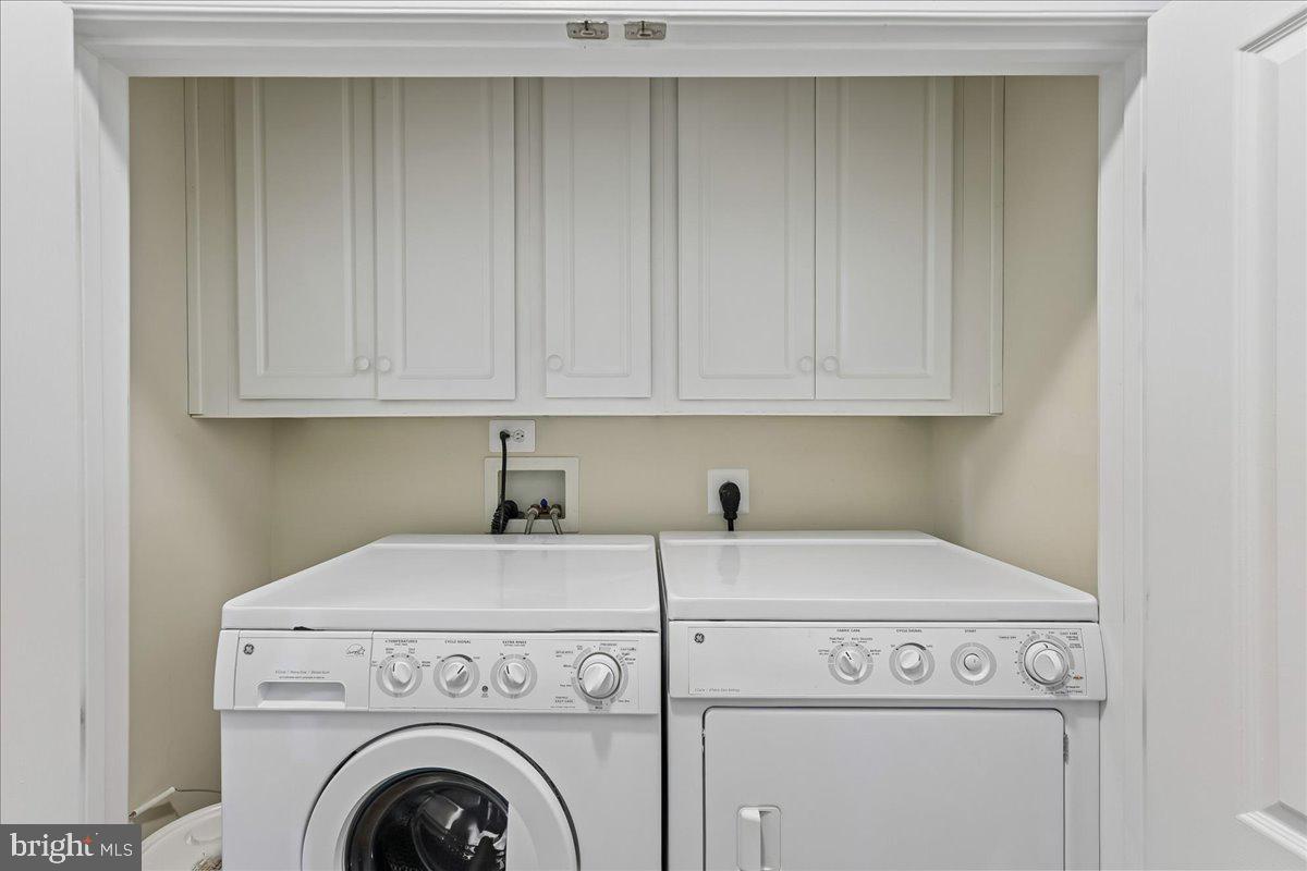 7880 Rolling Woods Ct #2103 Property Photo 33