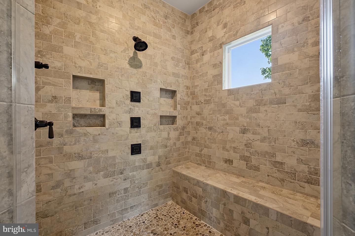 1217 Ross Dr Sw Property Photo 43