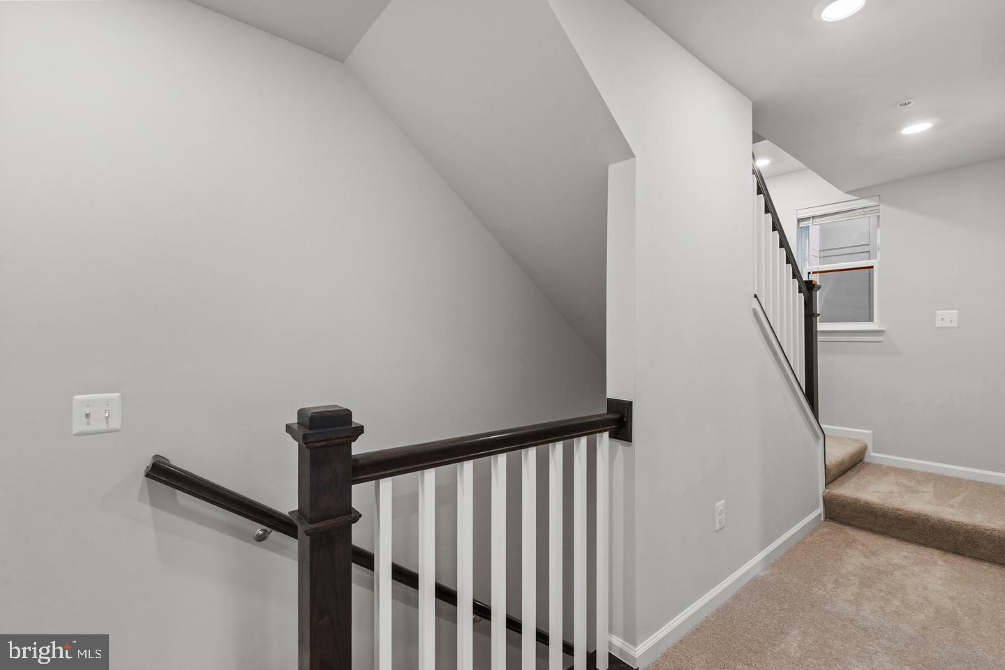 2400 Stella Pl Property Photo 16