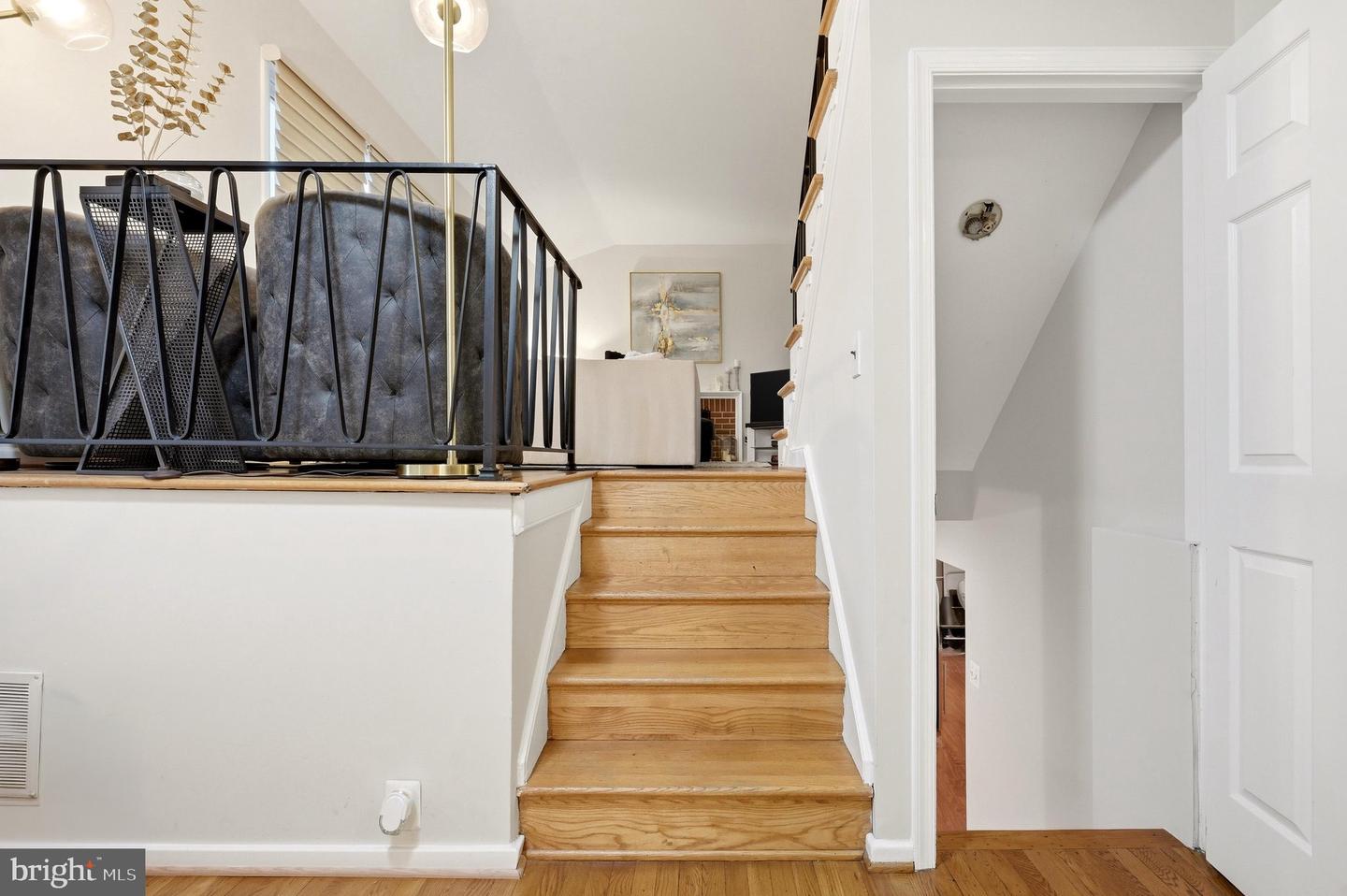 1825 Dalmation Dr Property Photo 23