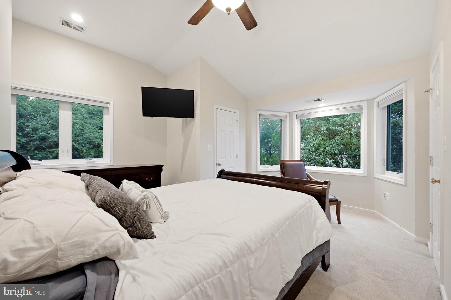 1825 Dalmation Dr Property Photo 36