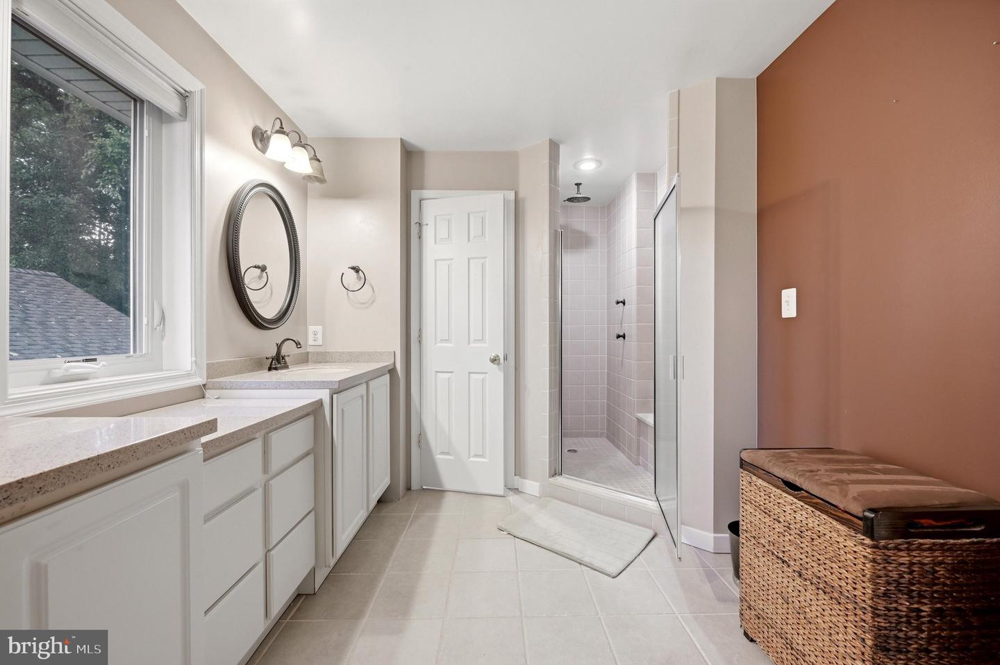 1825 Dalmation Dr Property Photo 38