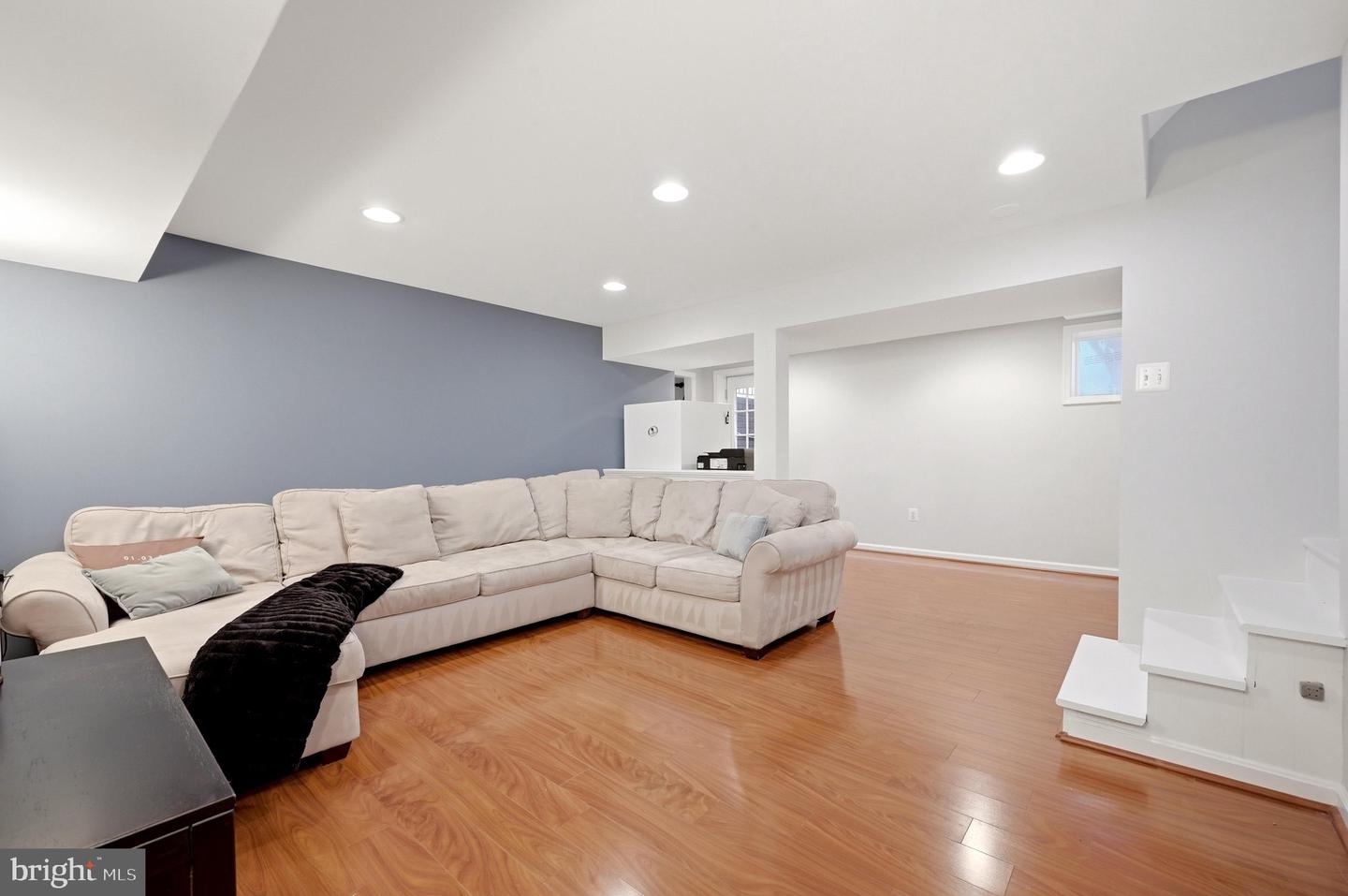 1825 Dalmation Dr Property Photo 41