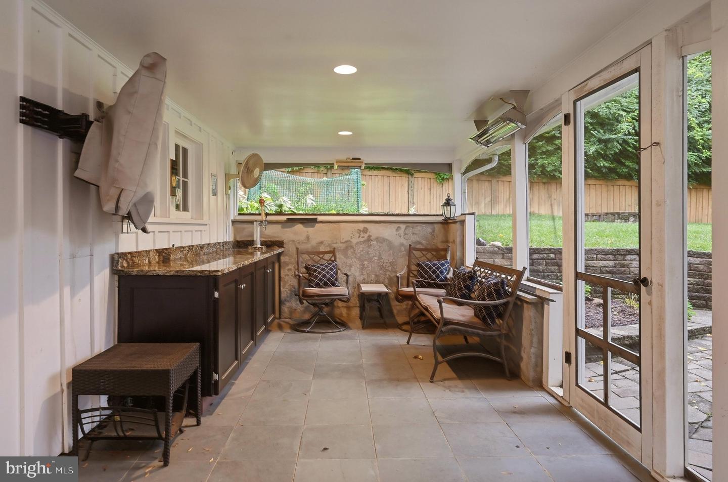 1825 Dalmation Dr Property Photo 45