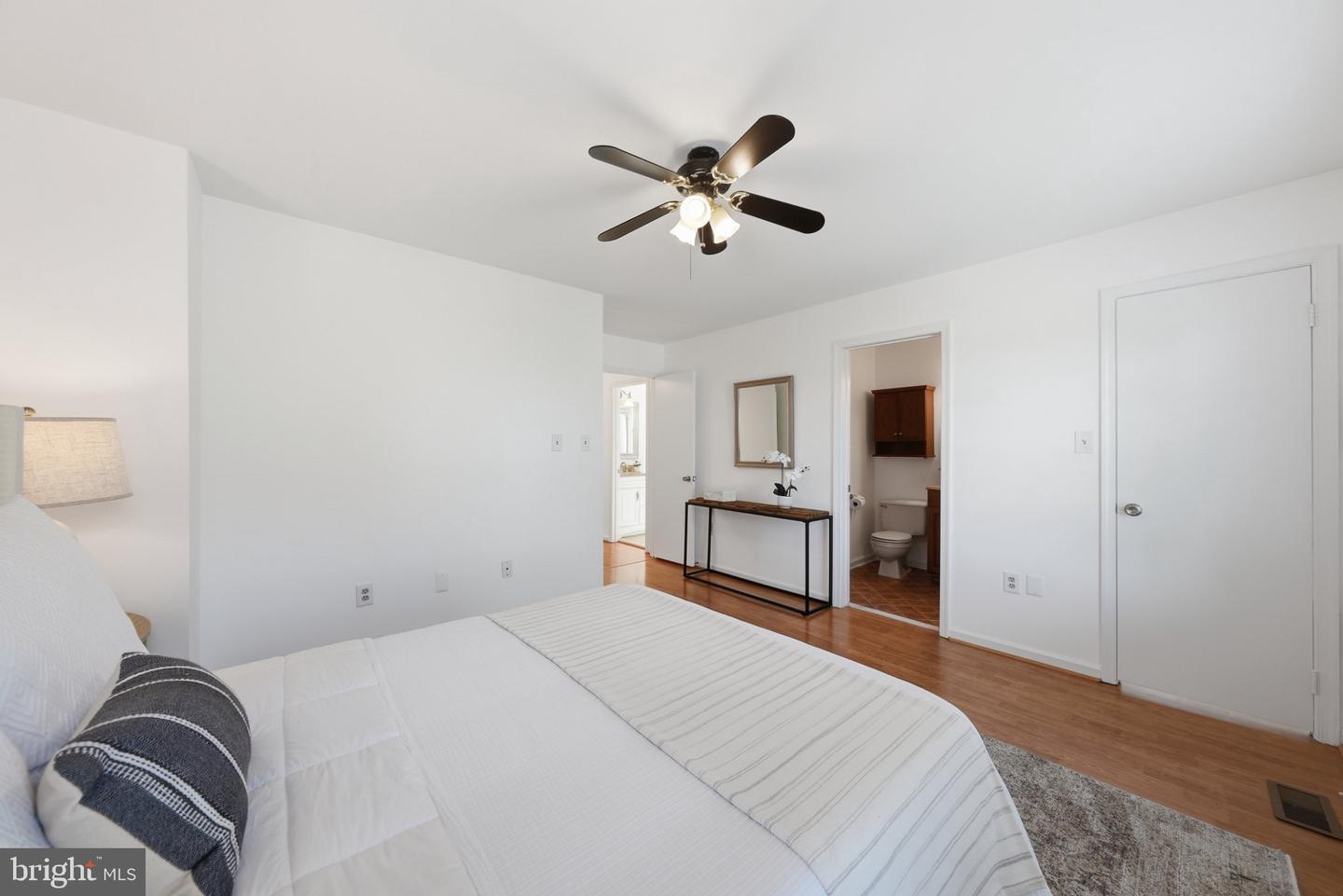 6815 Malton Ct Property Photo 30
