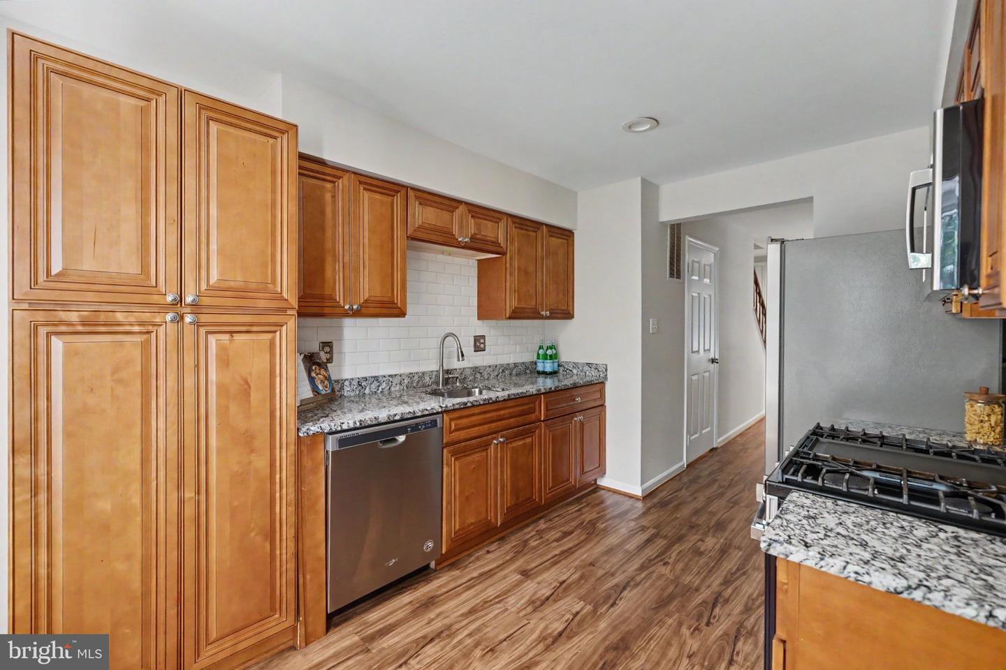 5727 Oakshore Ct Property Photo 16