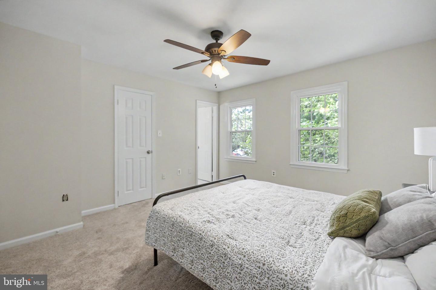 5727 Oakshore Ct Property Photo 29