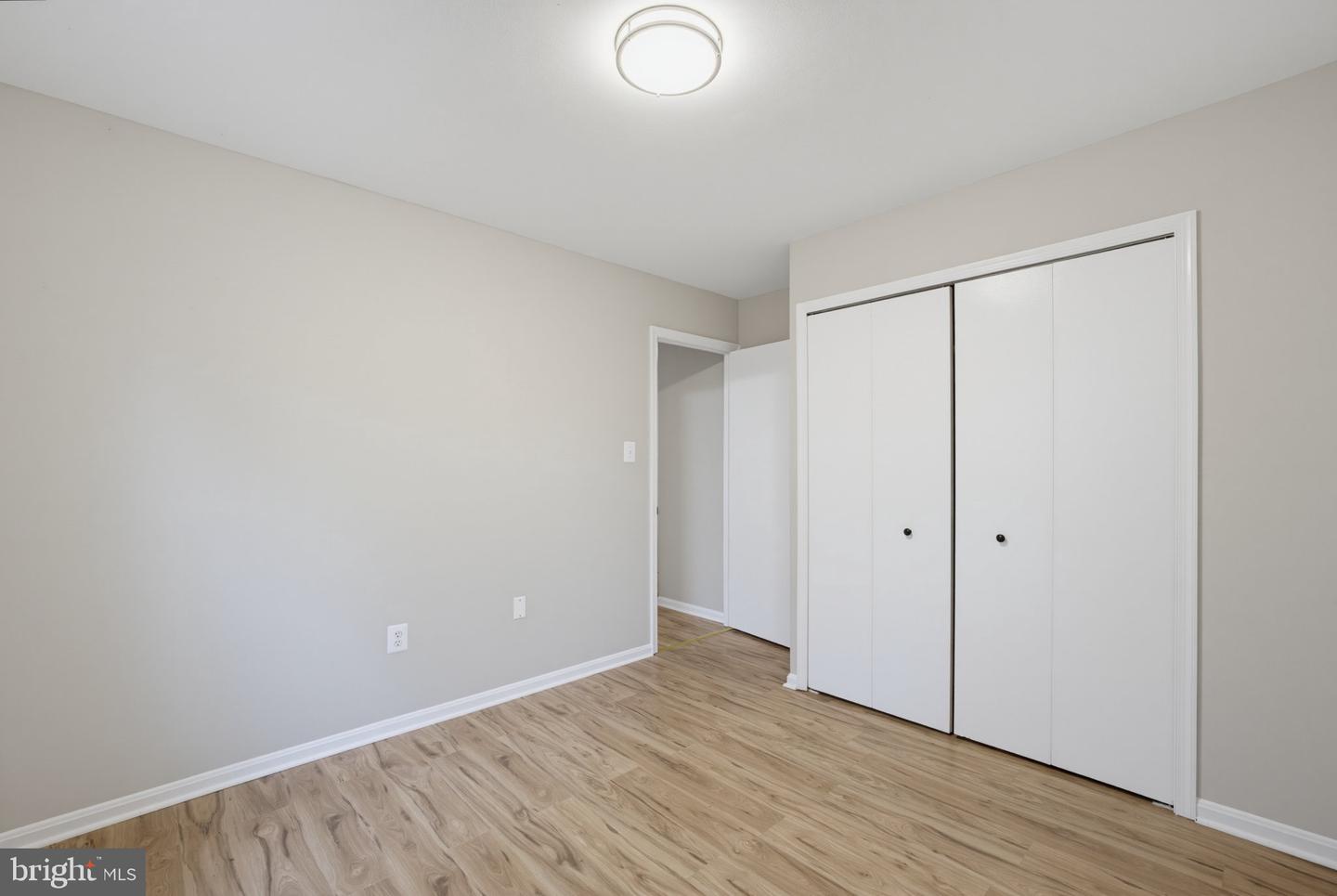 9904 Longford Ct Property Photo 22