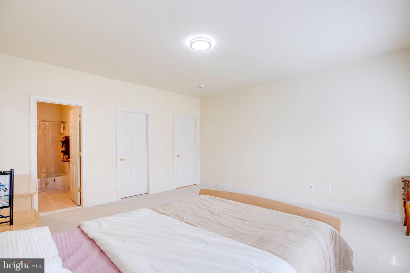 4506 Arniel Pl Property Photo 51