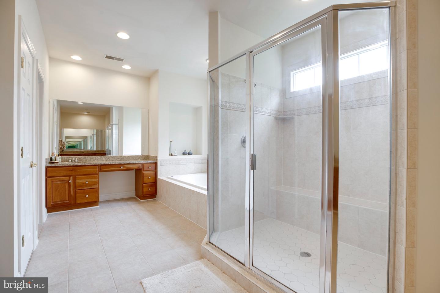 4506 Arniel Pl Property Photo 59