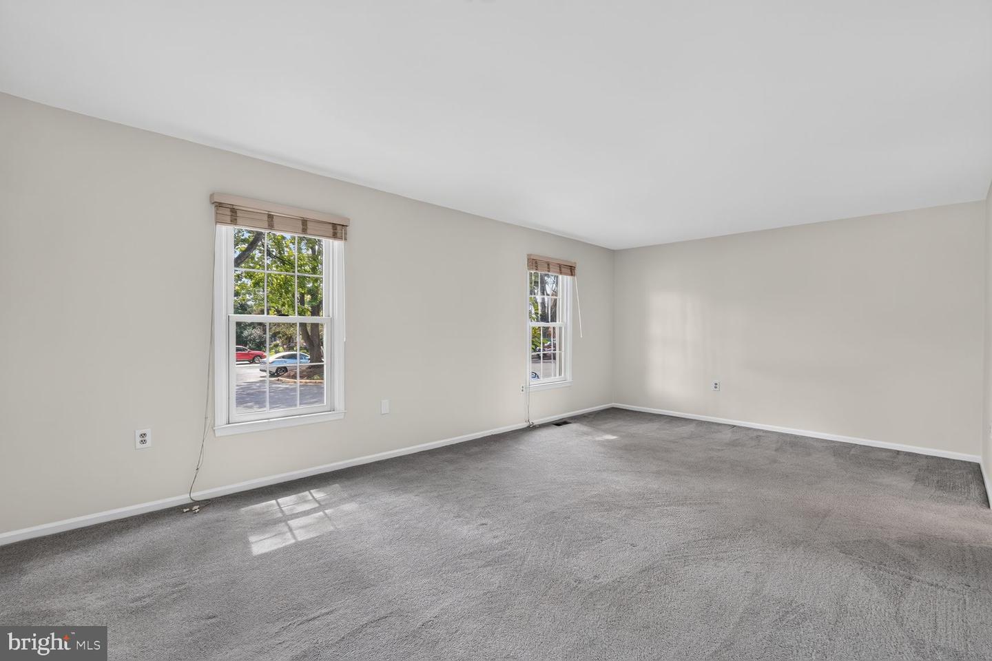 6548 Bermuda Green Ct Property Photo 6