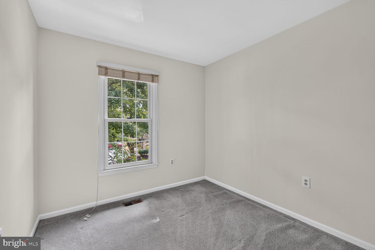6548 Bermuda Green Ct Property Photo 17