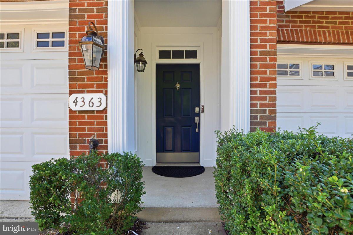 4363 Patriot Park Ct Property Photo 4