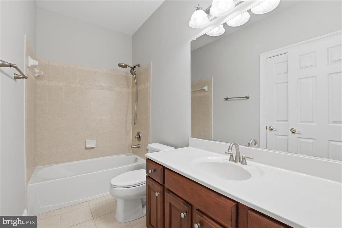 4363 Patriot Park Ct Property Photo 40