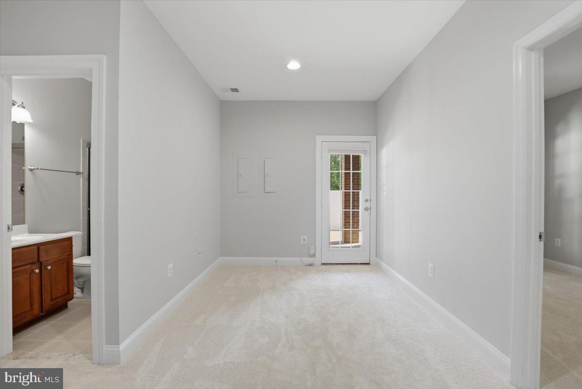4363 Patriot Park Ct Property Photo 42