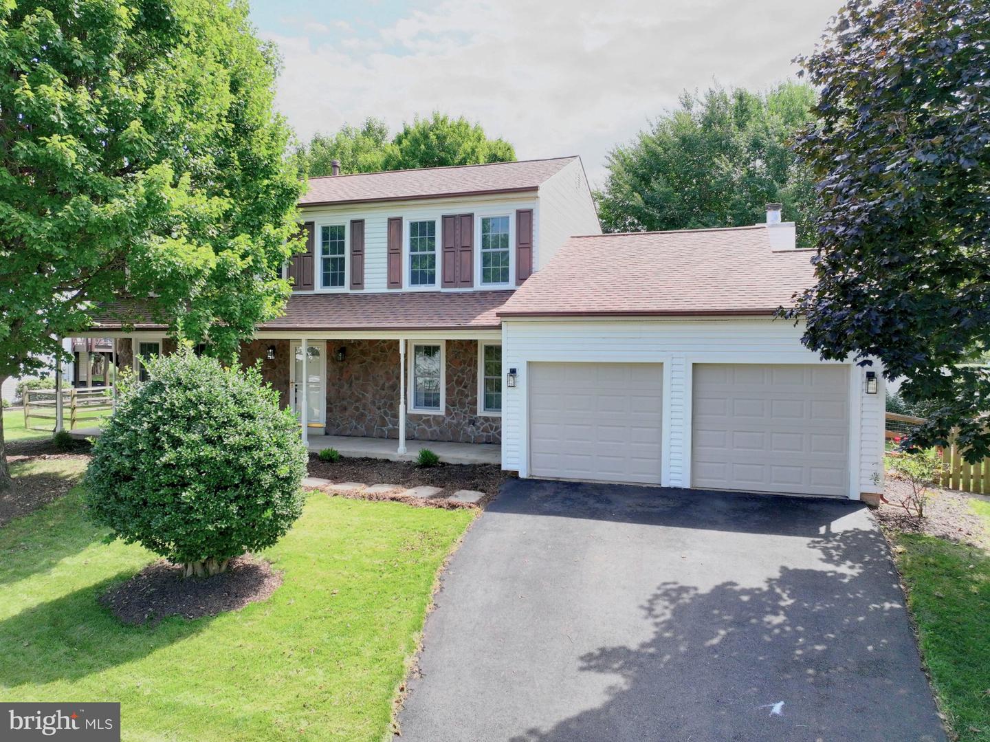 5221 Belle Plains Dr Property Photo 1
