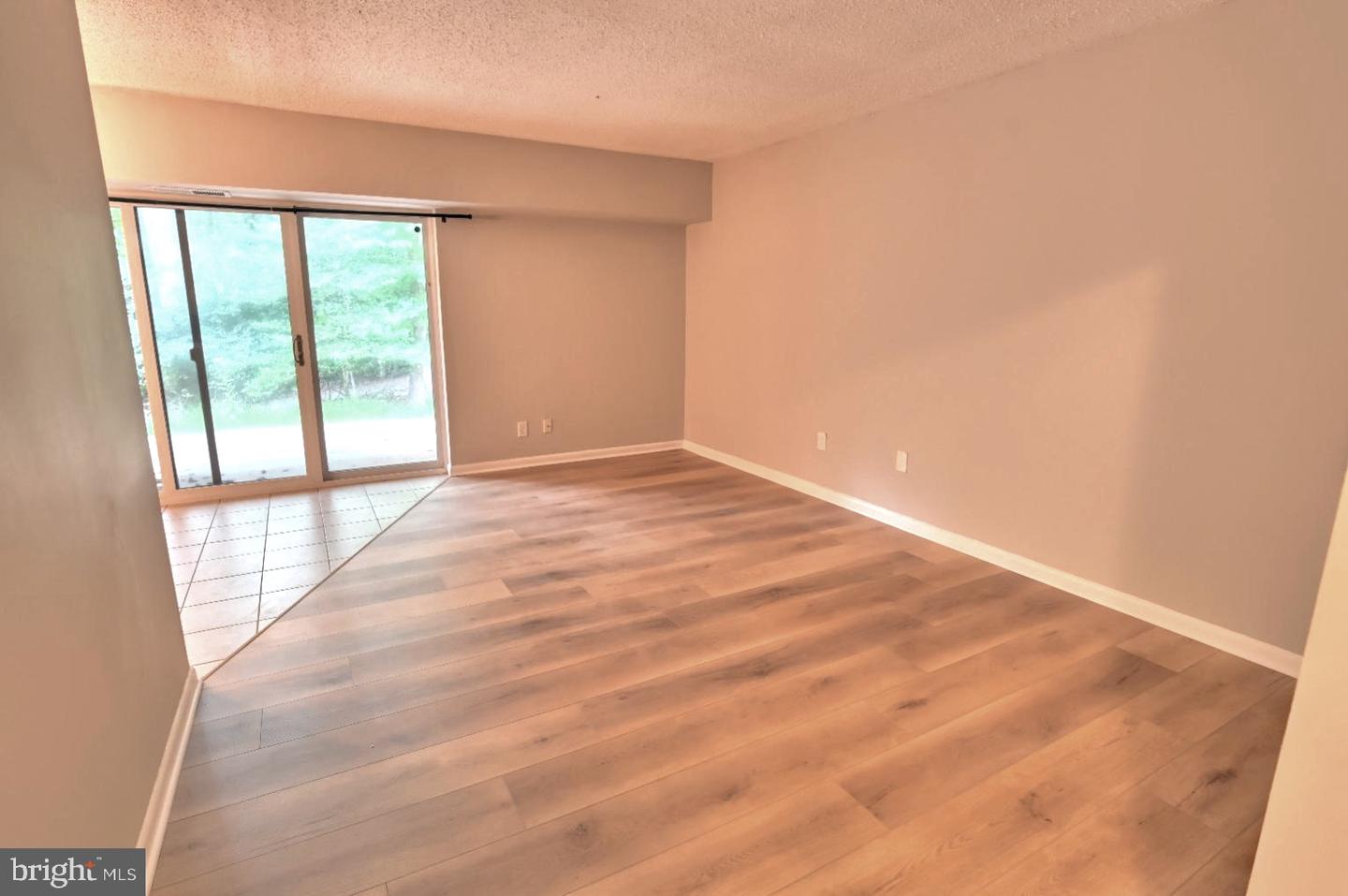 11658 Stoneview Sq #2b Property Photo 3