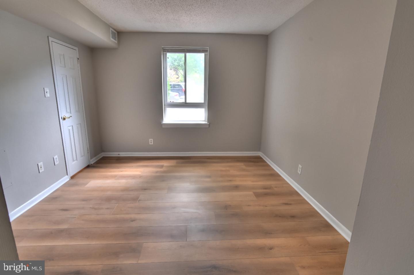 11658 Stoneview Sq #2b Property Photo 19