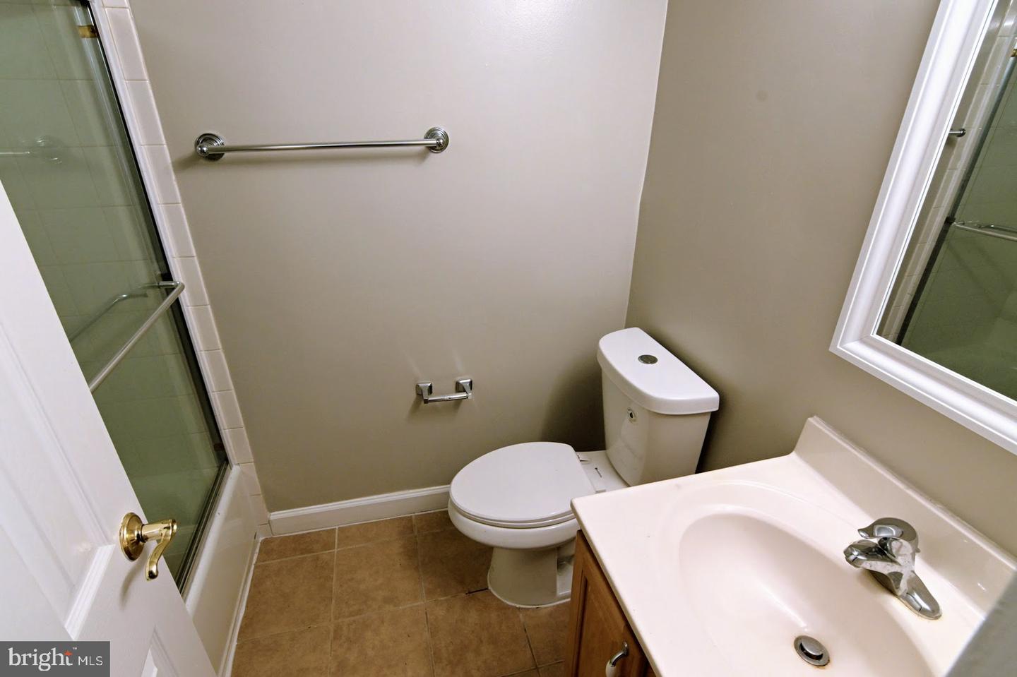 11658 Stoneview Sq #2b Property Photo 21
