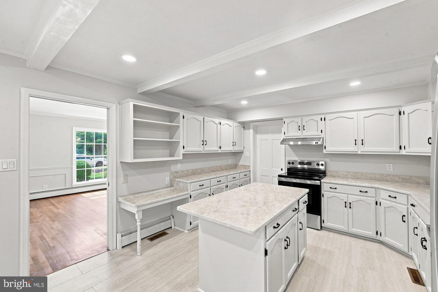 405 Colin Ln Nw Property Photo 19