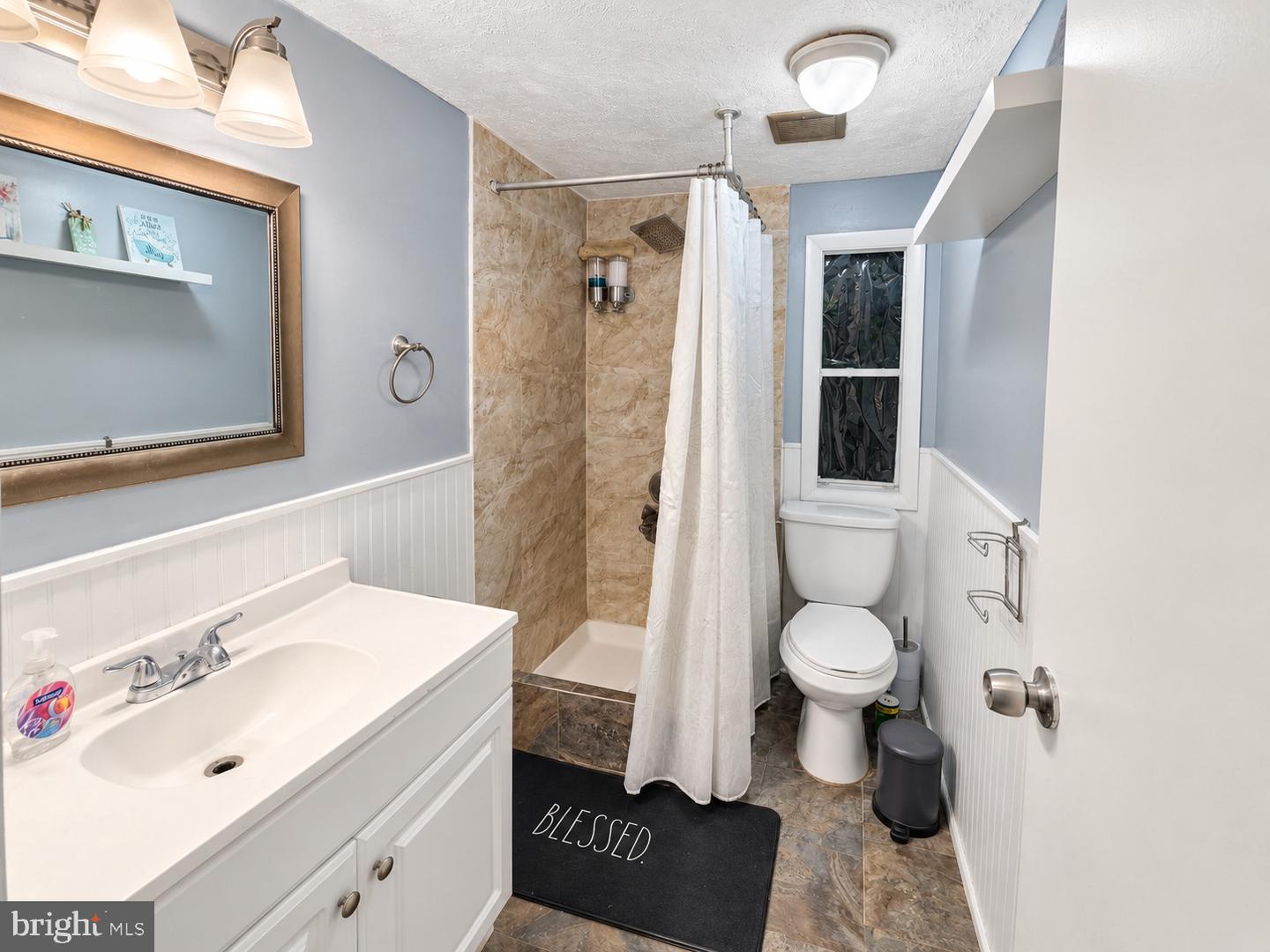 3416 Great Lakes St Property Photo 7