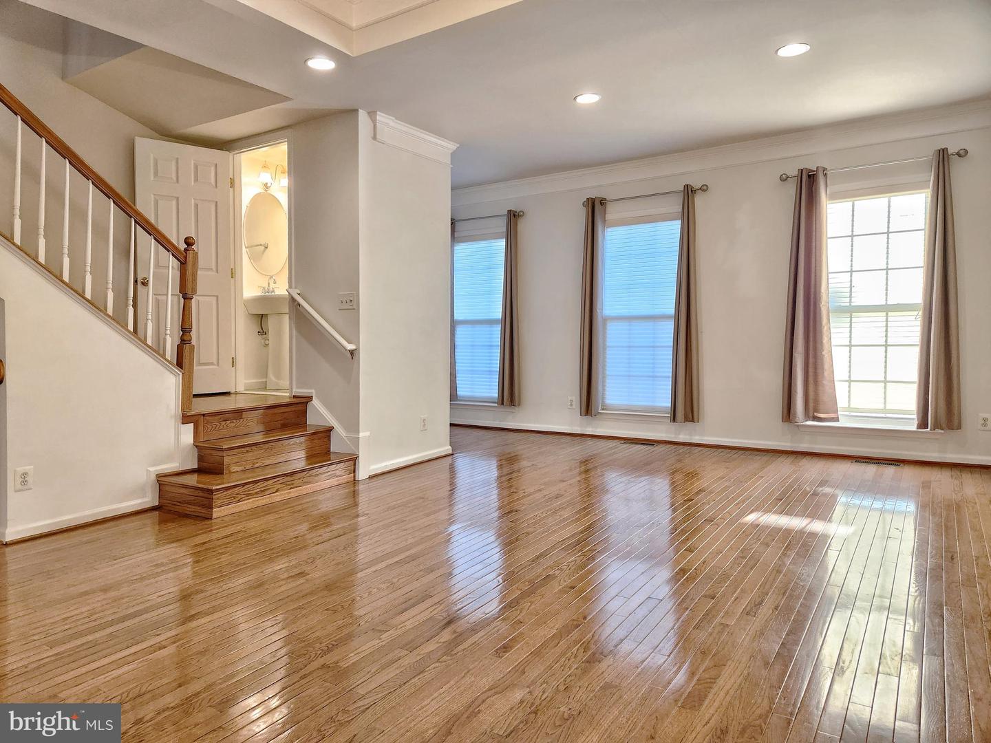 5269 Broadwing Pl Property Photo 17