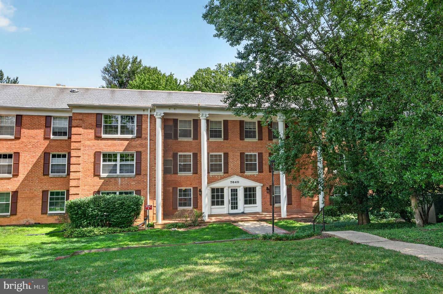 7640 Provincial Dr #112 Property Photo 20