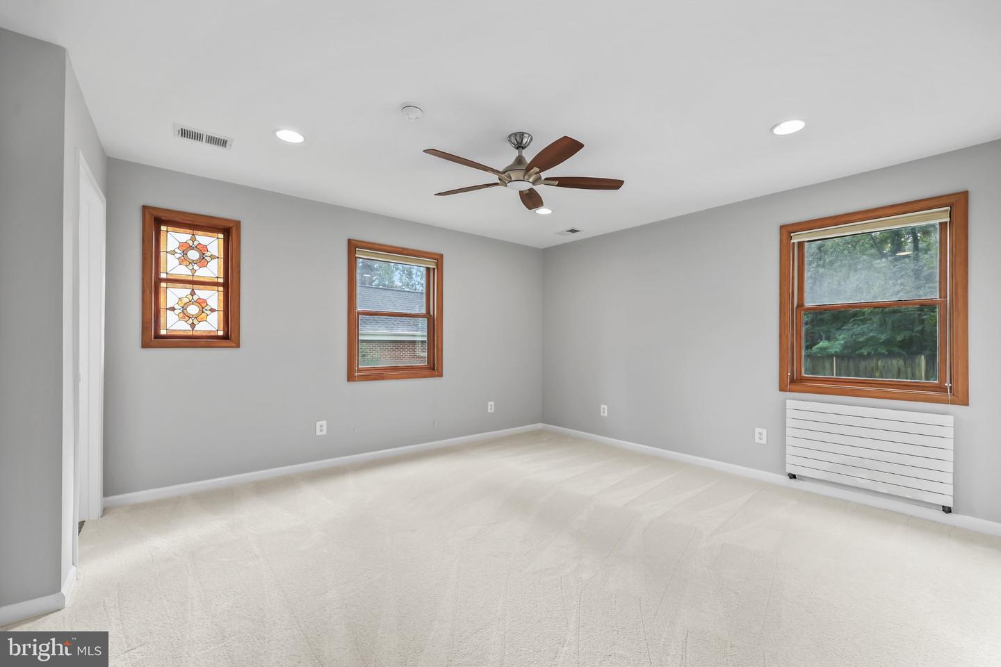 7609 Burnside Ct Property Photo 18