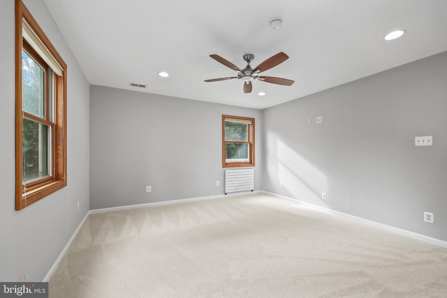 7609 Burnside Ct Property Photo 21
