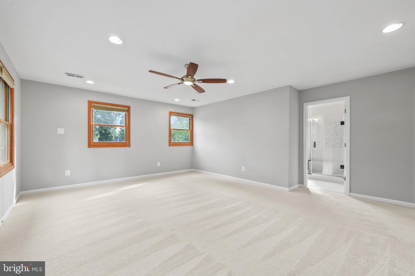 7609 Burnside Ct Property Photo 37