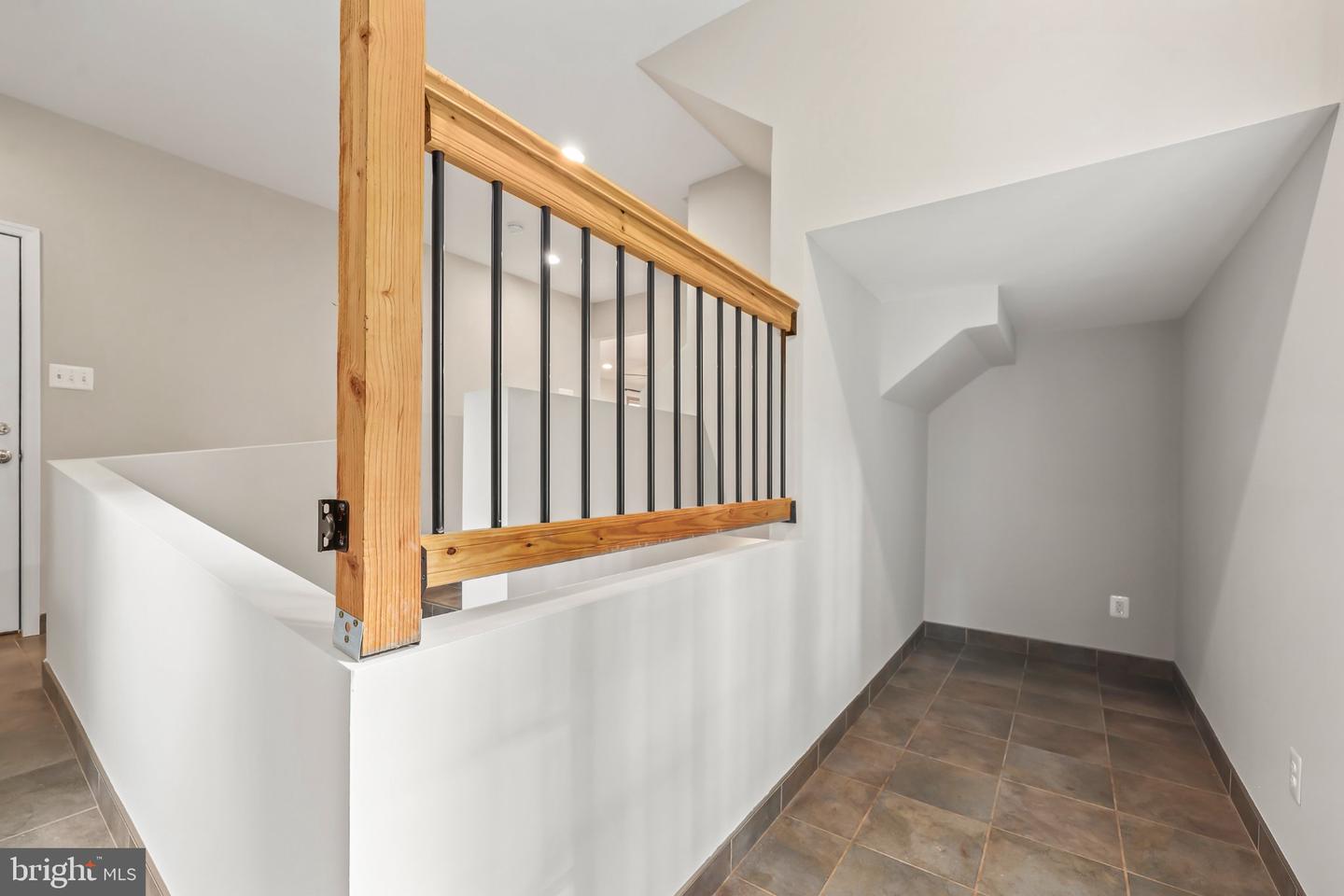 7609 Burnside Ct Property Photo 42