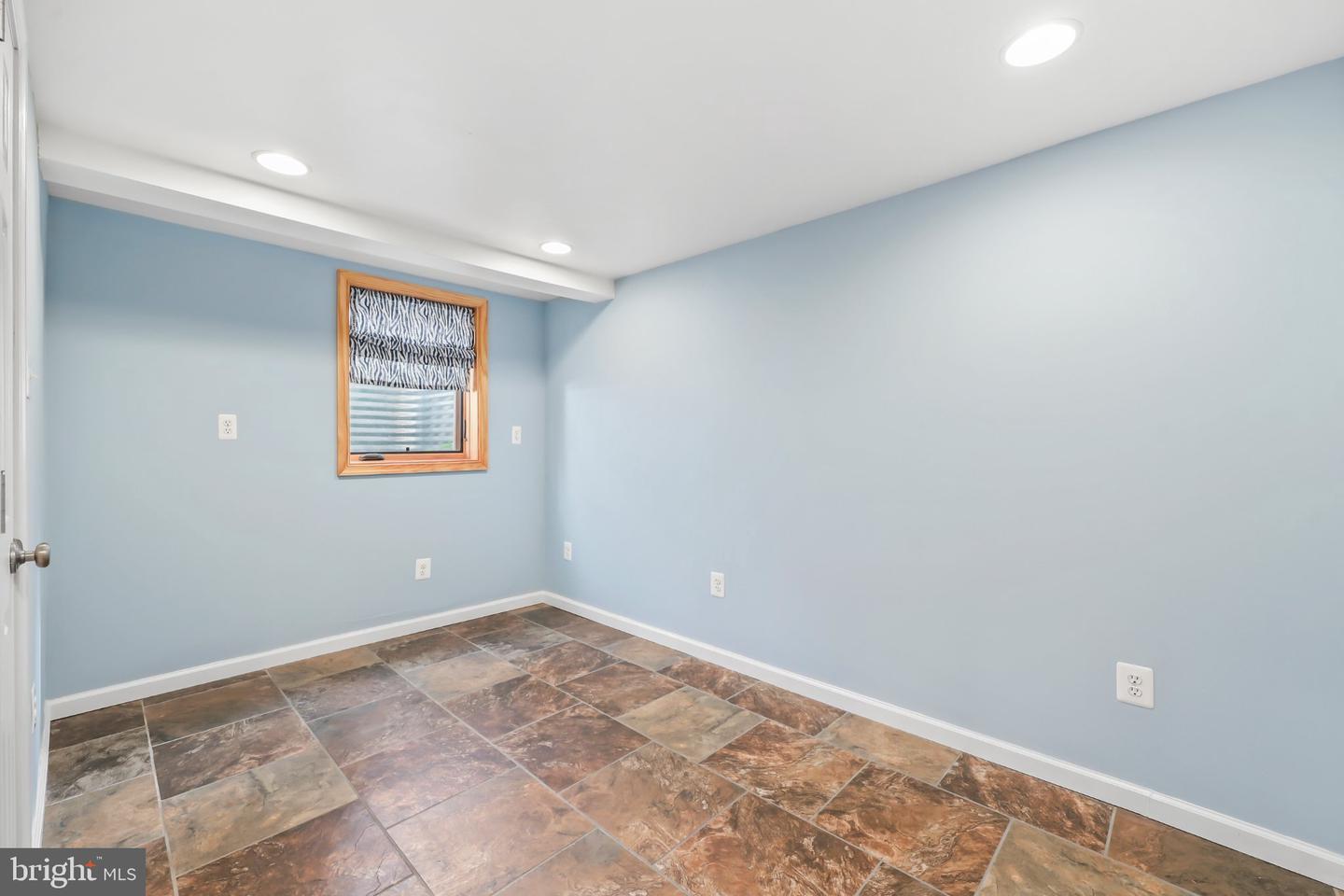 7609 Burnside Ct Property Photo 47