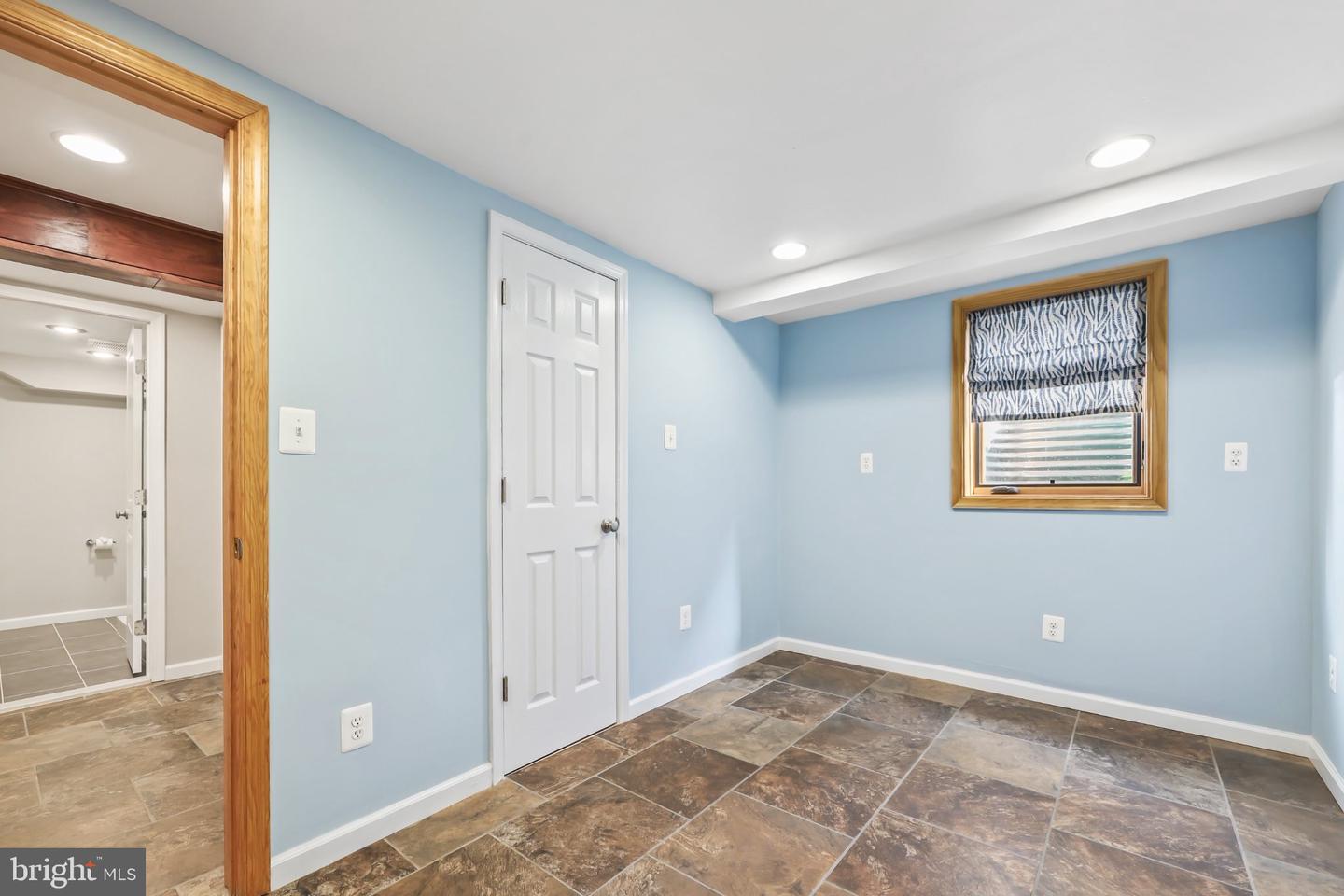 7609 Burnside Ct Property Photo 48