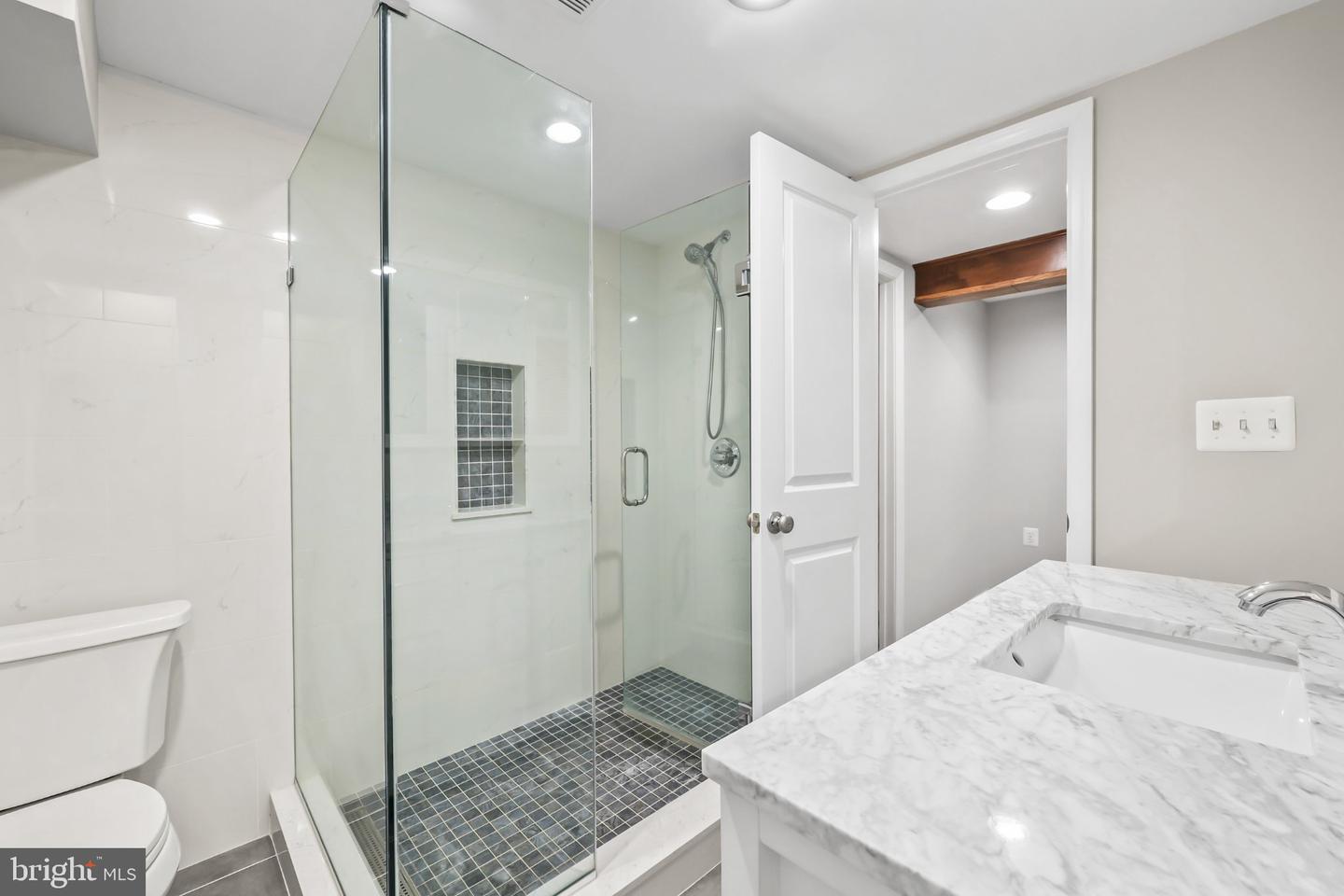 7609 Burnside Ct Property Photo 49