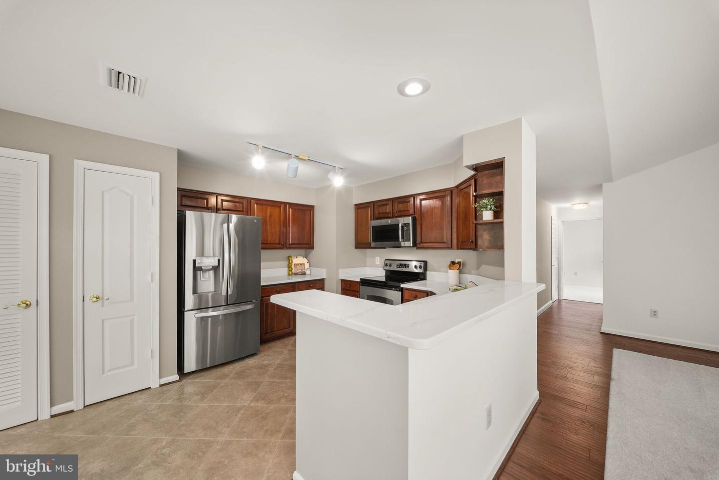 5636 Willoughby Newton Dr #37 Property Photo 11