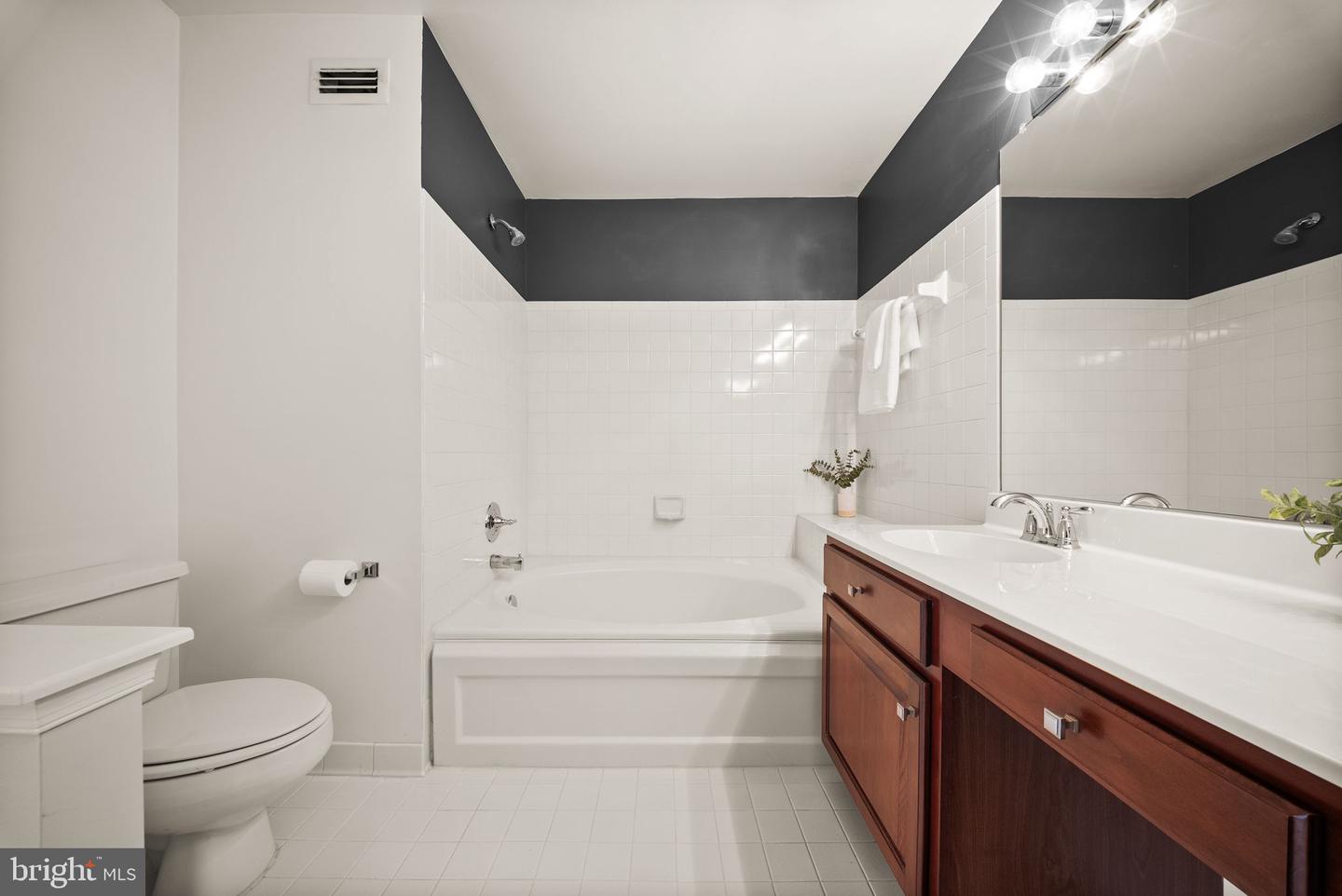 5636 Willoughby Newton Dr #37 Property Photo 18