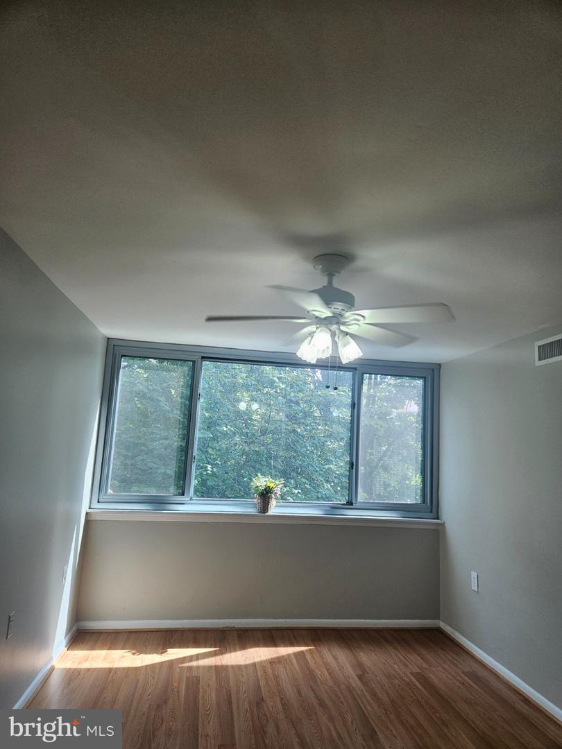 4415 Briarwood Ct N #45 Property Photo 11
