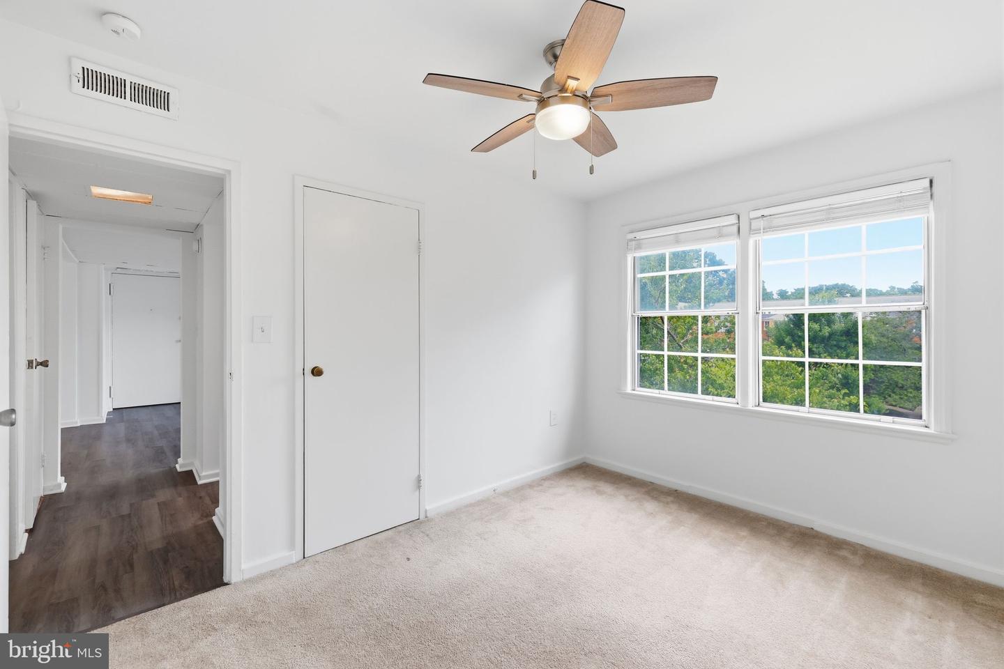 6604 10th St #c1 Property Photo 22