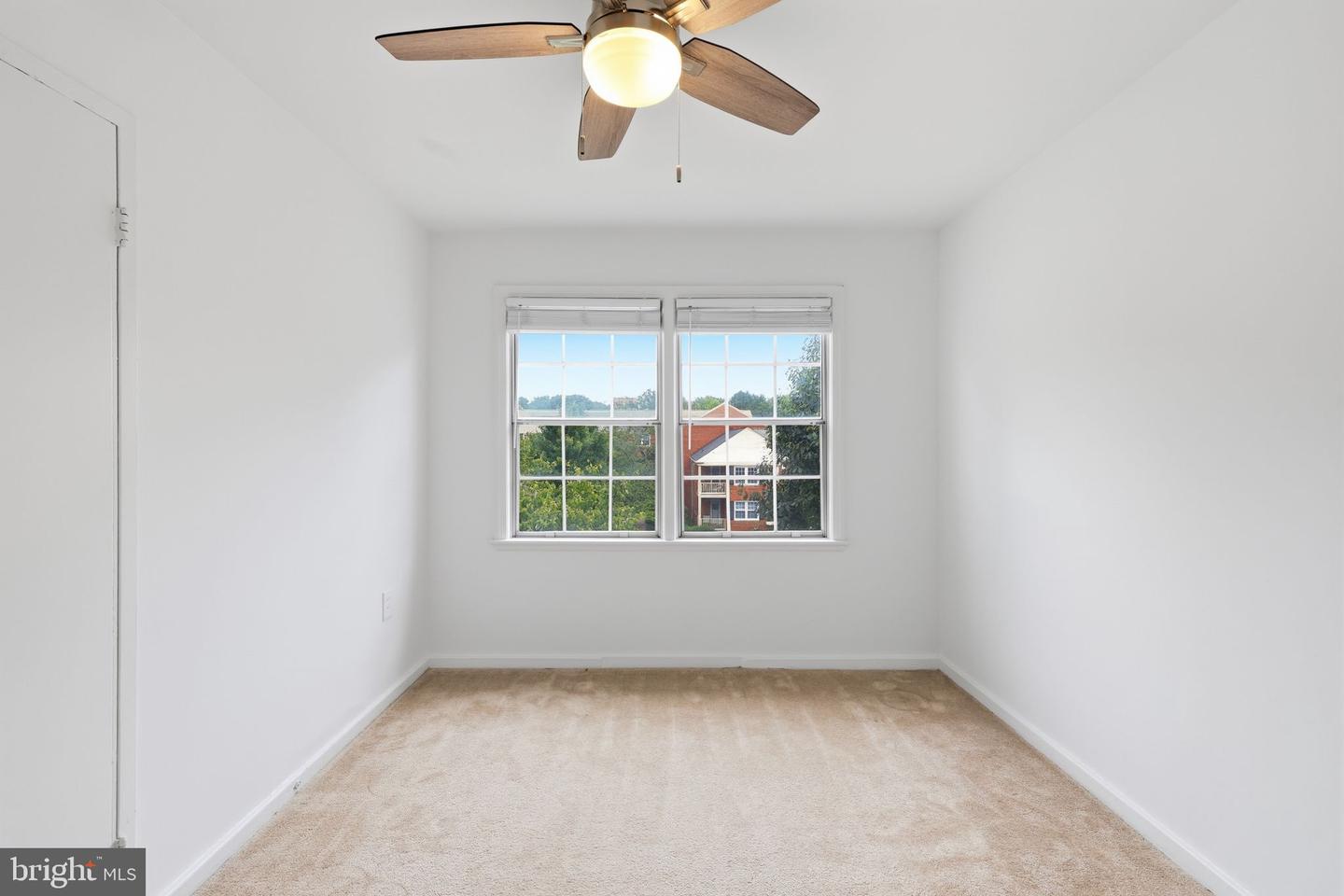 6604 10th St #c1 Property Photo 23
