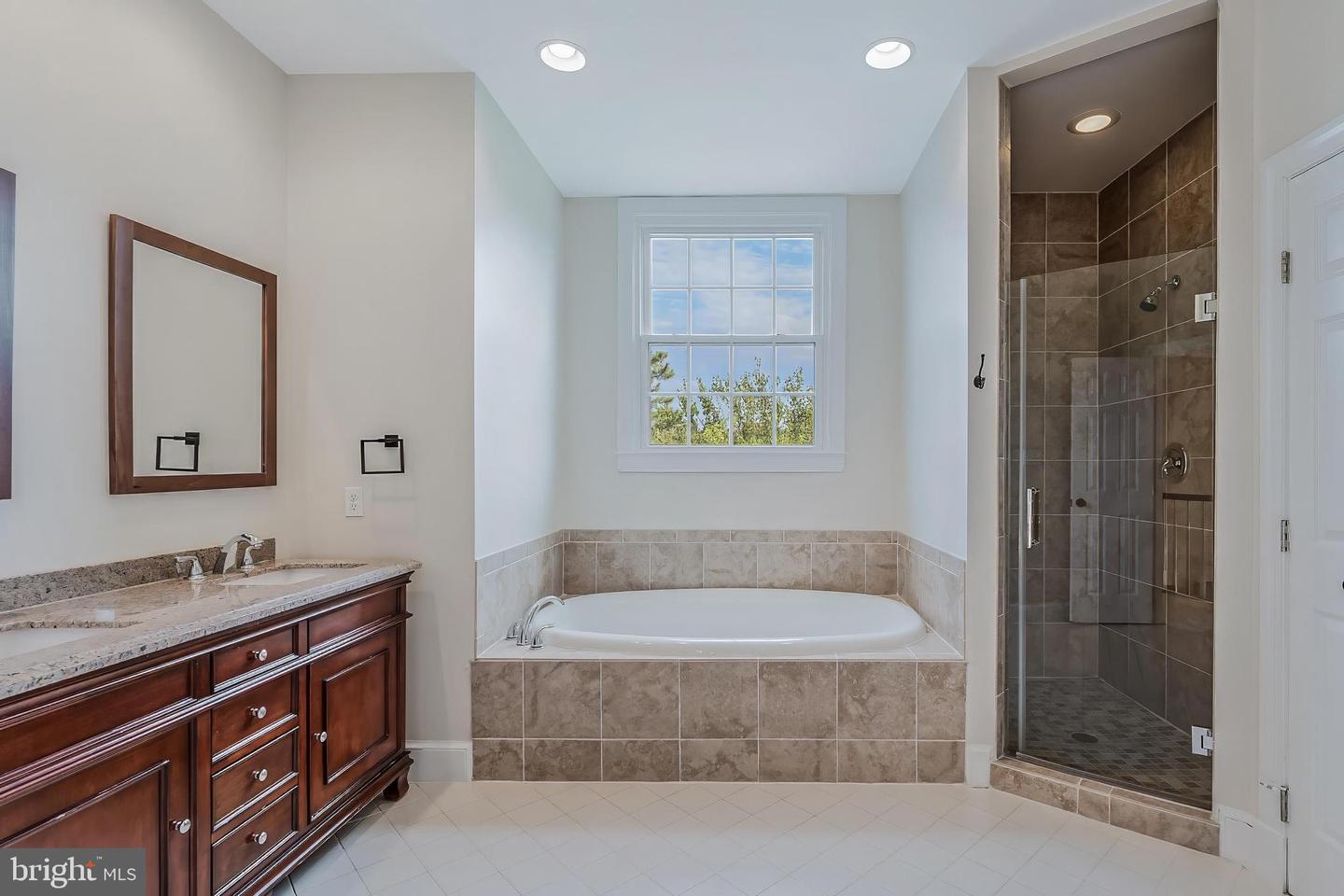 615 Nalls Farm Way Property Photo 35