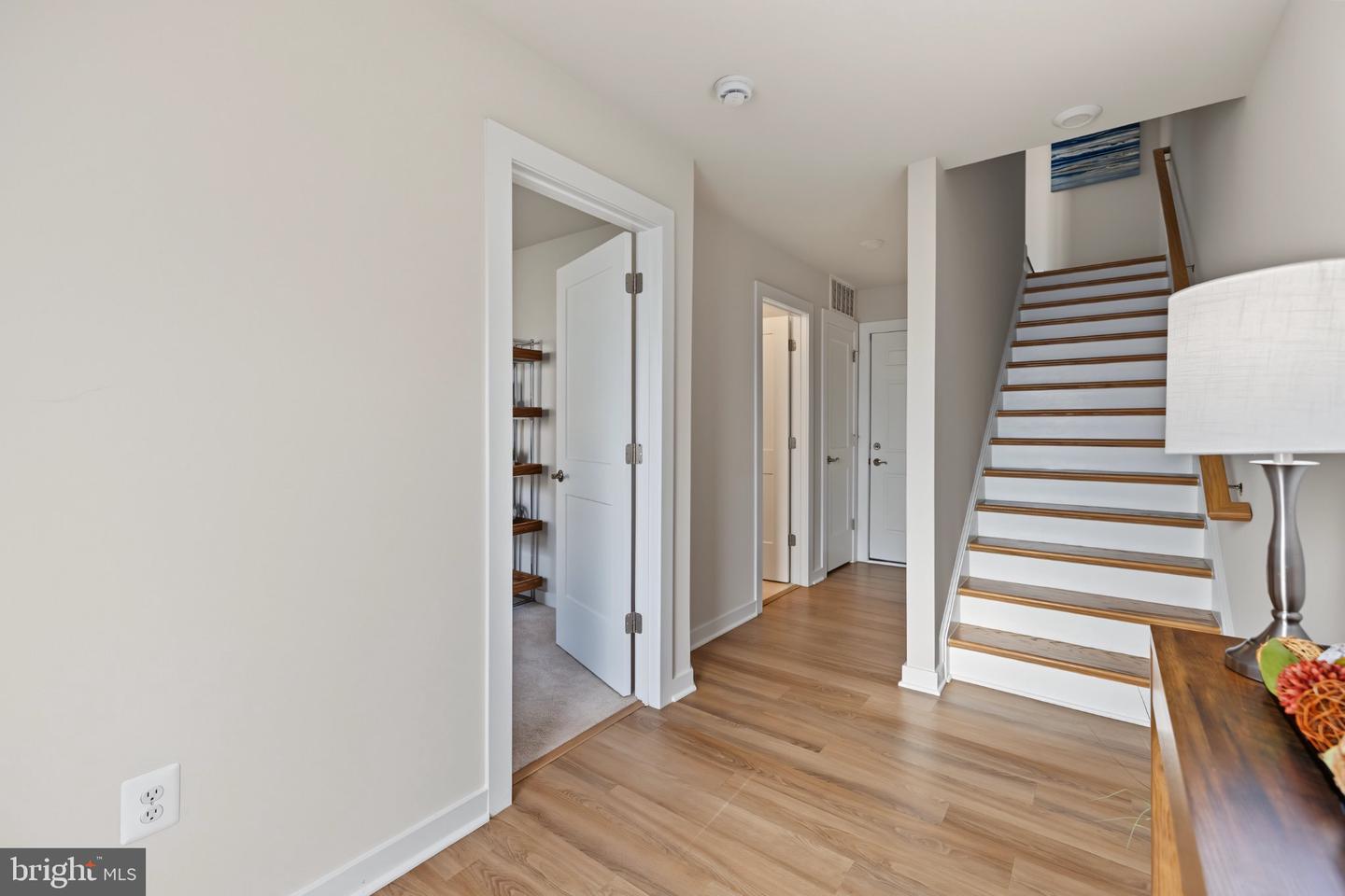 14176 Gypsum Loop Property Photo 5