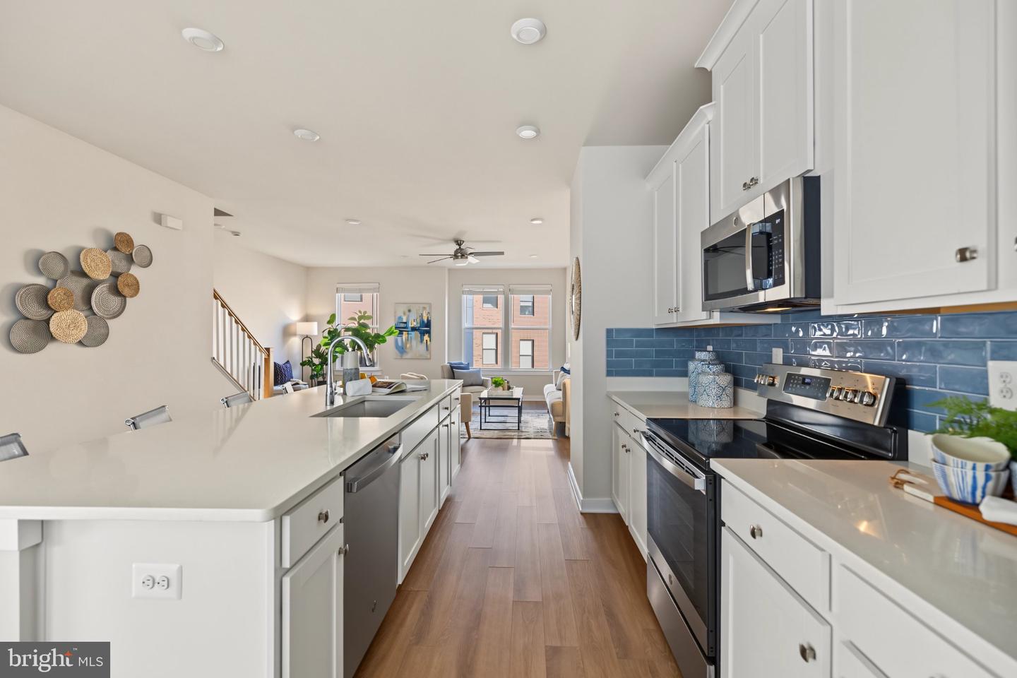 14176 Gypsum Loop Property Photo 14